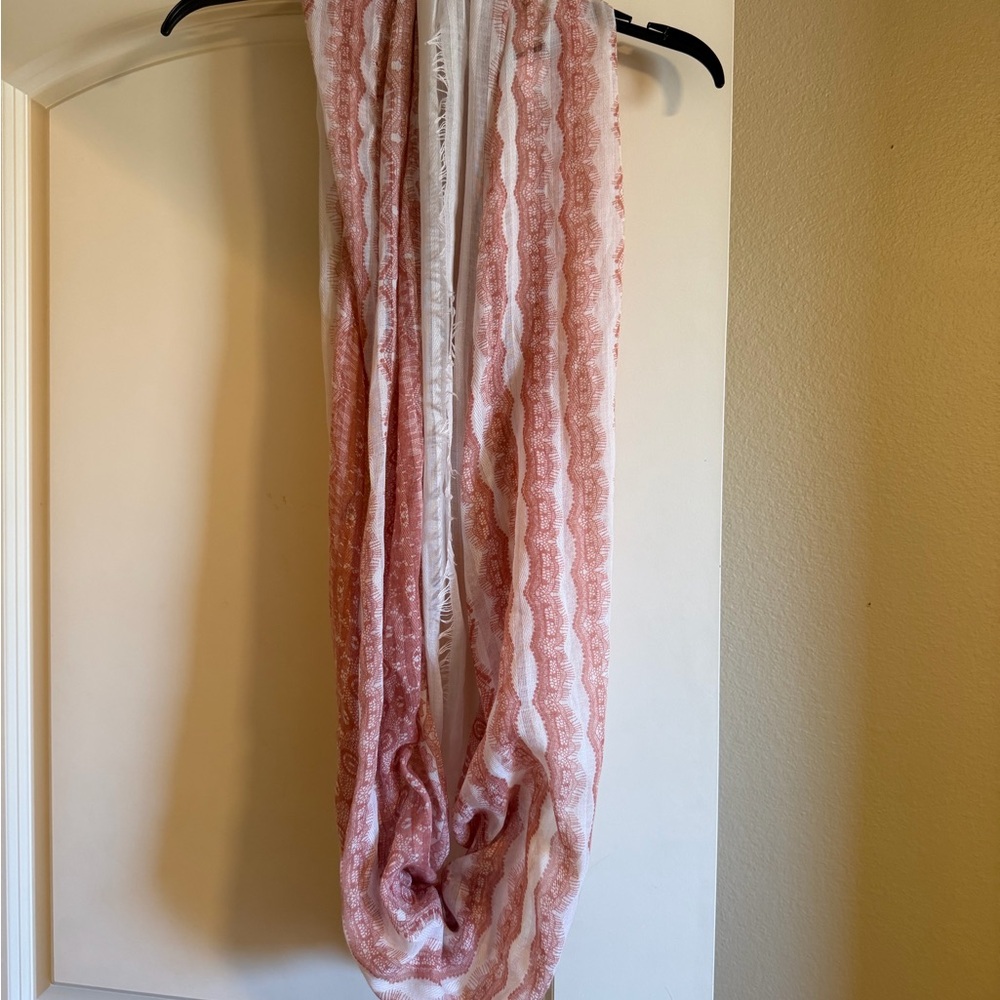 Elegant Pink and White Scarf